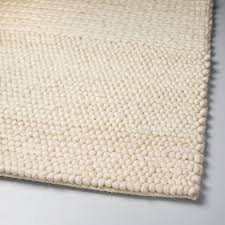 Ibsker Tapis Fait Main Blanc Casse Ikea In 2020 Ikea Rug Carpet Handmade Fluffy Rug