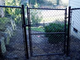 4 Foot Black Chain Link Fence Gate Small Black Chain Link Gates Look Great On The Side Of Your House Give Us A Call For A Free Estimate And Superior Service S Chain Link Fence Fence Chain Link