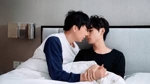 林先生与夏同学》吻戏更新_新浪新闻