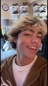 walker/malachi.fan page (@walker.malachi.fanpage_)