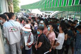 Dịch vụ lưu trú và ăn uống giảm 18,93% so với 2019; Fjvb Ztdyjsyjm