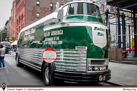 General Motors Miscellaneous Buses Futurliner Ttmg Vintage Trucks Vintage Vw Bus Big Trucks