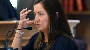 You're going to get a DUI,' Kerry Roberts says she warned Karen Read before  search