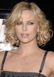 Coiffure cheveux frisés mi long. Epingle Sur Hair