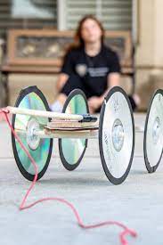 As the mousetrap car is released the mouse trap pulls the string off of the axle causing the wheels to turn and off the vehicle goes. How To Build A Mousetrap Car For Distance Tonya Staab
