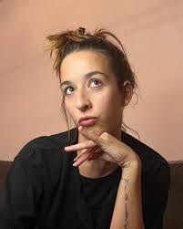 Caroline Kraska's Instagram, Twitter & Facebook