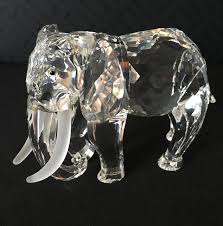 Elephant swarovski cristal anillo collar pulsera magnética de la baratija caja de joyería. Swarovski Elephant Crystal Catawiki