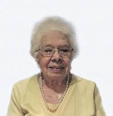 Veronica Shock's Instagram, Twitter & Facebook