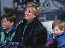 Kolovoza 1997.), znana kao diana, princeza od walesa ili lady di i prva supruga charlesa, princa od walesa. Familia Real Princesa Diana Queria Mudar Para California Com Filhos