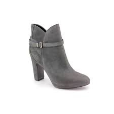 I just bought a pair of organic cotton painted a pocket boot(they fit like boyfriend jeans to me) yesterday. 7 For All Mankind Women S Floriane Platform Boot Buy Online In Guernsey At Guernsey Desertcart Com Productid 1877142
