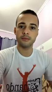 Deus quer falar contigo agora.