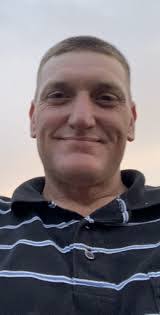 Dexter Oates's Instagram, Twitter & Facebook