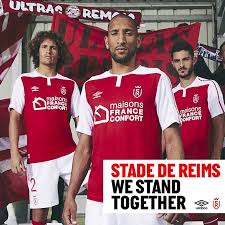 Entre 1935 et 1991, le club évolue au sein des équipes professionnelle avant son déclin et sa . Stade De Reims 2020 21 Umbro Home Kit Football Fashion