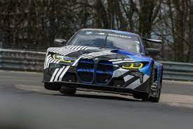 Bmw m motorsport stretches out the front to add much wider fenders, and more angular styling for the hood accentuated the inward slanted brows above the headlights. Dtm 2021 Erster Test Des Neuen Bmw M4 Gt3 Auf Nordschleife