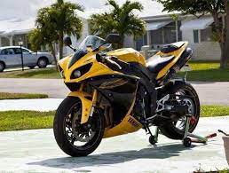 Yamaha Bumble Bee R1 Super Bikes Sport Bikes Best Motorbike