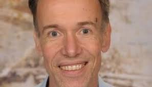 IN MEMORIAM René Daniels overleden Vrijdag 28 december jl. bereikte ons het  droevige bericht dat docent René Daniëls na een kort ziekbed op 50-jarige  leeftijd is overleden. Dhr. Daniëls heeft jarenlang als