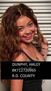 Alex descobre que Haley é lésbica