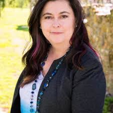 Emily Sledge's Instagram, Twitter & Facebook