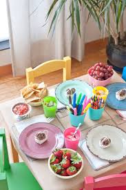 Spread all your 10 fingers, see what 9*1 is equal to, but the pinky of your left hand down, you will be left with 9 fingers which are the answer. How To Set Up A Kids Table Popsugar Smart Living