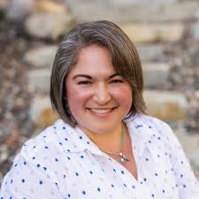 We are thrilled to have Hannah Serrano join the team as our new Account  Manager and Employee Engagement Coordinator! Let's go!