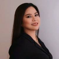 Arra Castro's Instagram, Twitter & Facebook