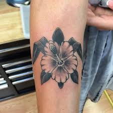 We did not find results for: Black And White Hibiscus Flower Tattoo Small Novocom Top