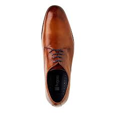 On reconnaît ainsi une chaussure pour homme bugatti à sa forme allongée et pointue, à son sens du quel que soit votre style, il y a une paire de chaussures pour hommes bugatti faite pour vous ! Bugatti Chaussures Homme Classique Bata