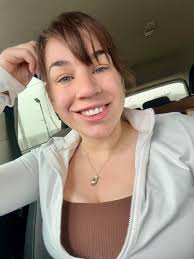 It's Christmas morning and I woke up to 94k people following little ol' me!  😮 That's the best present ever to have a sold-out stadium amount of people  here for me and