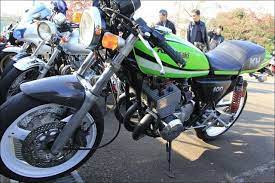 street motorcycle in japan kawasaki kh400 custom bike 集合チャンバー バイク