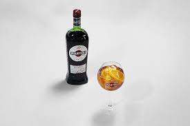 Vermouth And Tonic Recipe In 2020 Vermouth Tonic Gin And Tonic