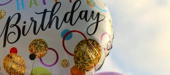 Here are the best birthday freebies, free birthday deals and discounts. 30 Must Have Birthday Freebies Succeeding Naturally