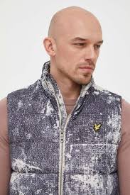 Prsluk Lyle & Scott za muškarce, boja: bež, za prijelazno razdoblje