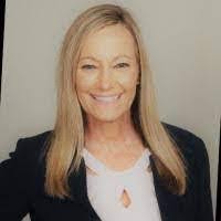 Kimberly Rizer's Instagram, Twitter & Facebook