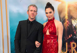 Not so with gal gadot and husband yaron versano. Who Is Gal Gadot S Husband Yaron Versano 7 Fast Facts