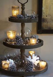 21 Christmas Cake Stand Decorating Ideas To Deck The Halls Rustikale Weihnachten Weihnachtsschmuck Rustikal Deko Weihnachten