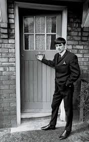 He was fined by the football association for receiving three bookings for misconduct, and he was suspended by united for two weeks after missing his train to stamford bridge so as to spend a weekend with actress sinéad cusack. At The Age Of 15 Best Was Spotted Playing Football By A Manchester United Scout Bob Bishop Who Sent A Telegram To The Team S Manager Matt Busby Saying I Think I Ve Found