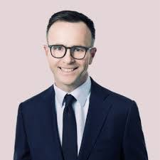 Brenda Plowman's Instagram, Twitter & Facebook