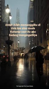 Meski hujan mengguyur dengan derasnya, si nenek tetap berjualan mencari rezeki di pasar yang tidak diketahui lokasinya itu. Pin Di Words