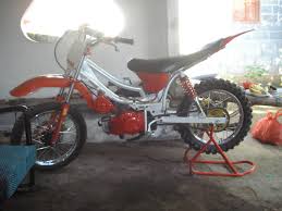 Dalam modifikasi vega r thailook ini, kamu harus membeli aksesoris tambahan seperti halnya plat nomer custom depan belakang, keranjang dan masih banyak lainnya. Modifikasi Kawasaki Blitz Trail A Photo On Flickriver