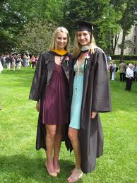 What Not To Wear To Graduation Hebeos Com Graduation Cap And Gown Graduation Gown Graduation Outfit College
