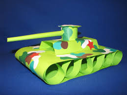 подарки папам на 23 февраля в первой младшей группе Kak Sdelat Tank Iz Bumagi S Rebenkom Podelki K 23 Fevralya 9 Maya S Detmi Podelkisdetmi 23fevralya 9ma Detskie Podelki Shkolnye Ukrasheniya Podelki Malyshej