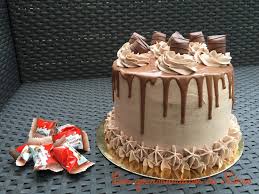 Recette De Layer Cake Que Faire Avec Des Kinder Bueno Layer Cake Aux Kinder Bueno Recette Layer Cake Kinder Gateau Kinder Bueno Recette Gateau Anniversaire