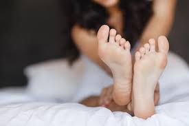 And it was the new cameras that allegedly proved martinez was trying to abuse her when he followed her into the bedroom and she deliberately stopped right in front of the. 13 Signs You Re Dating A Foot Fetishist Filthy