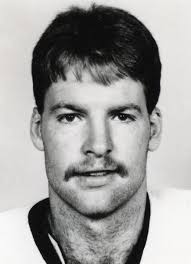 Player photos for the 1981-82 Portland Winter Hawks at hockeydb.com