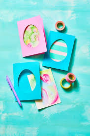 Find tons of easter craft inspiration here, from diy swap out traditional place cards for these personalized eggs, which you can craft in less than 15 minutes. 52 Easy Easter Crafts 2021 Fun Easter Sunday Diy Ideas For Kids