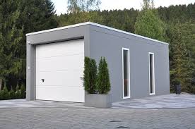 Bei der wahl einer neuen stahlgarage sollten sie unbedingt prüfen, ob die garage gut gelüftet. Hausbautipps24 Ein Uberblick Uber Die Entwicklung Der Beton Fertiggarage