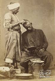 حلاق من القرن التاسع عشر حوالي عام 1865 م Ancient Egypt Art Egyptian History Egypt Art
