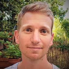 Victor Baron's Instagram, Twitter & Facebook