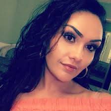 Veronica Renee (reneelove100)