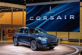 See important specifications about the 2020 lincoln aviator standard model such as features, dimensions, capacities, engine, and safety and security features. 2020 Lincoln Corsair Debuts In New York As The Mkc Replacement